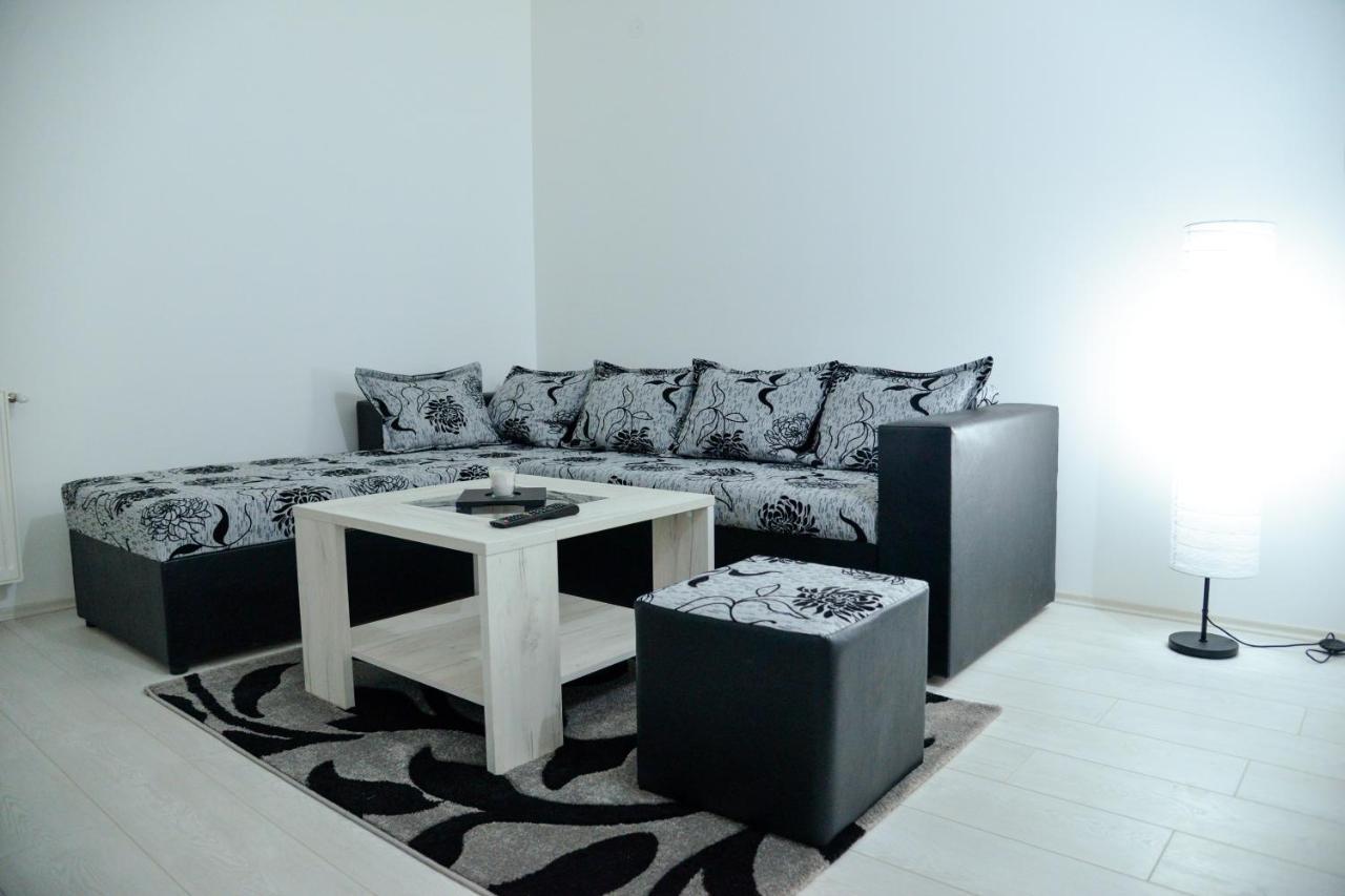 Best Apartments Paraćin Buitenkant foto