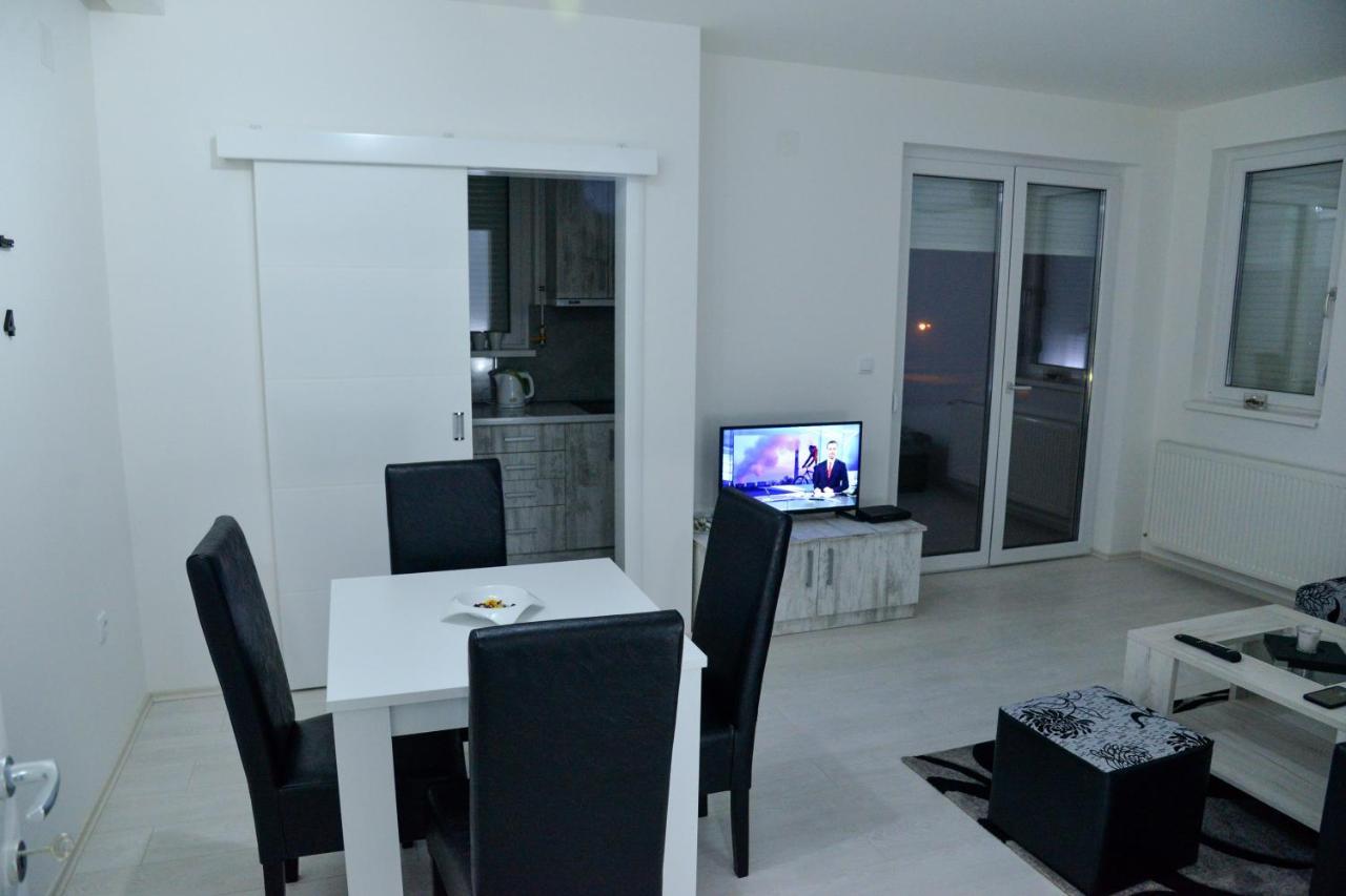 Best Apartments Paraćin Buitenkant foto